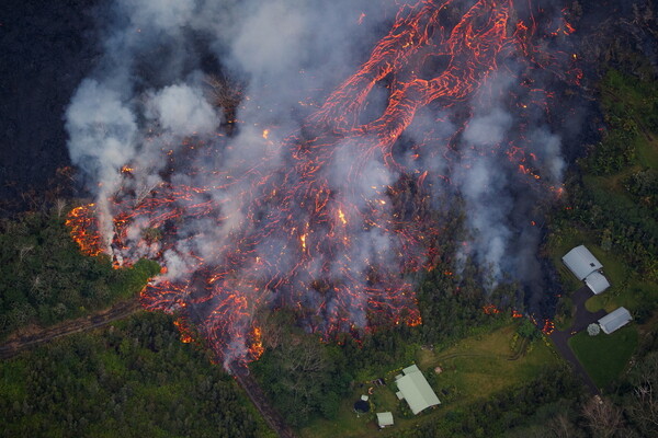 600 σπίτια έχουν καταστραφεί από τη λάβα του ηφαιστείου Κιλαουέα στη Χαβάη