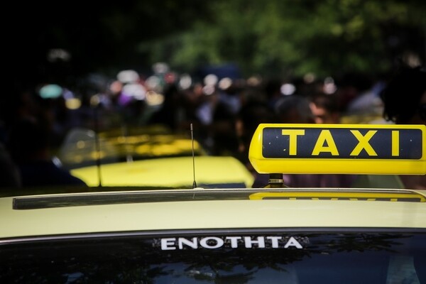 Χωρίς ταξί και αύριο η Αθήνα- Συνεχίζουν την απεργία οι ιδιοκτήτες τους