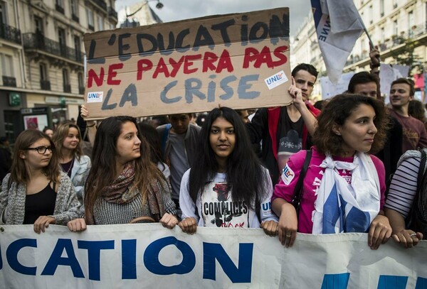 Χιλιάδες Γάλλοι εργαζόμενοι διαδήλωσαν κατά της ανεργίας