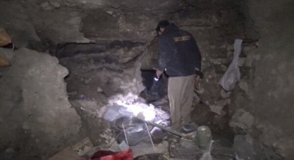 Μέσα στις υπόγειες σήραγγες των τζιχαντιστών - Δείτε φωτογραφίες και βίντεο