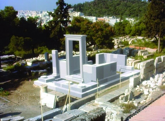 Αναστηλώνεται ο ναός του Ασκληπιού στη νότια κλιτύ της Ακρόπολης