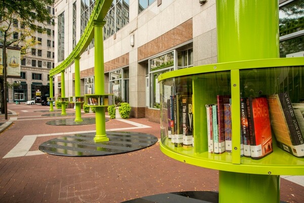 Oι πιο ωραίες υπαίθριες δωρεάν βιβλιοθήκες βρίσκονται στην Ινδιανάπολη