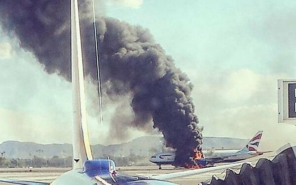 Αεροπλάνο της Βritish Airways έπιασε φωτιά στο αεροδρόμιο του Λας Βέγκας