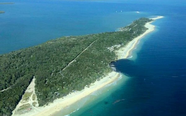Καταβόθρα στην Αυστραλία εξαφάνισε ένα τεράστιο μέρος της παραλίας