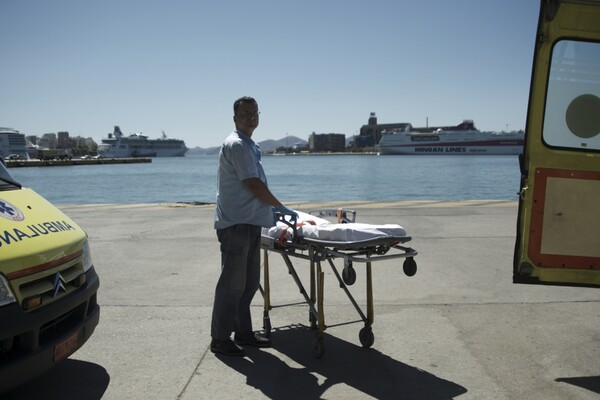 Πτώμα γυναίκας εντοπίστηκε στο λιμάνι του Πειραιά