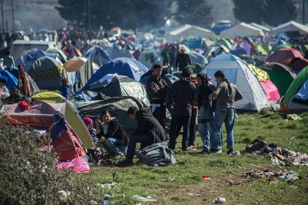 Νέες εικόνες της Ειδομένης από ψηλά - Η προσφυγούπολη με τους 13.000 εγκλωβισμένους