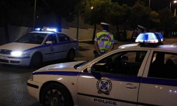 Ελεγχόμενη έκρηξη για την ύποπτη βαλίτσα στο κέντρο της Αθήνας