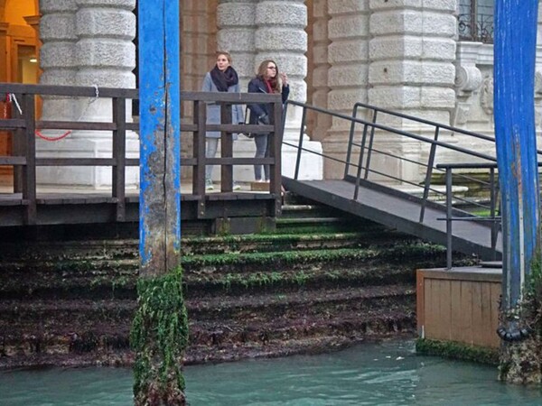 «Στέρεψαν» κανάλια της Βενετίας, ακινητοποιήθηκαν οι γόνδολες
