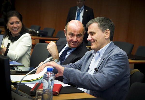 Eurogroup: Αμετακίνητο το ΔΝΤ- Νέες αξιώσεις από τη Γερμανία