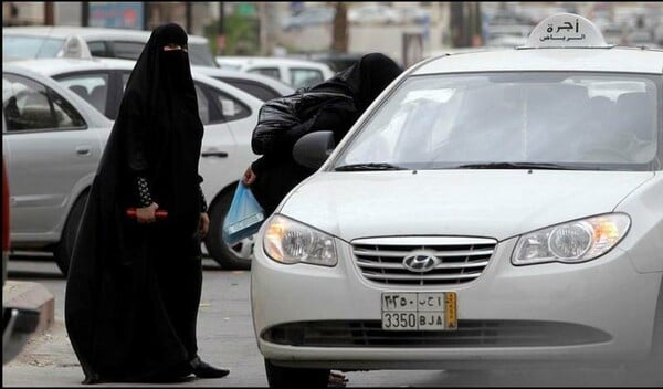 Η Σαουδική Αραβία επιμένει στην απαγόρευση των γυναικών οδηγών και προσπαθεί να εξηγήσει τους λόγους
