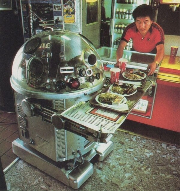 Κίνα: Απολύονται τα ρομπότ που δούλευαν ως σερβιτόροι σε εστιατόρια
