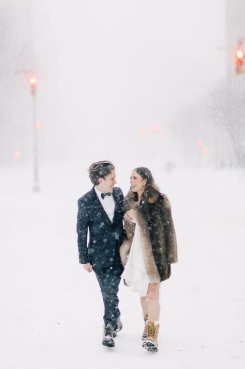 Oι παραμυθένιοι γάμοι της Νέας Υόρκης μέσα στη χιονοθύελλα Snowzilla