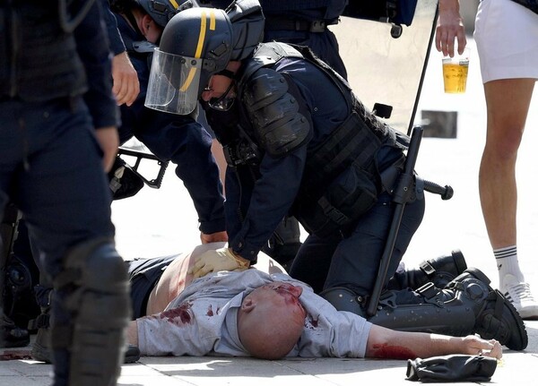 Τραυματίες και συλλήψεις στα επεισόδια μεταξύ οπαδών στη Μασσαλία - ΒΙΝΤΕΟ