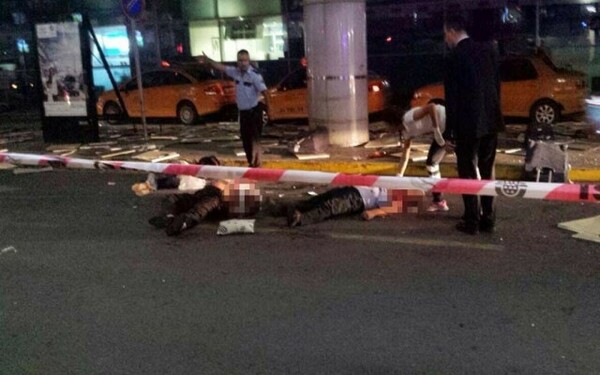 28 oι νεκροί από την επίθεση αυτοκτονίας στο αεροδρόμιο της Κωνσταντινούπολης