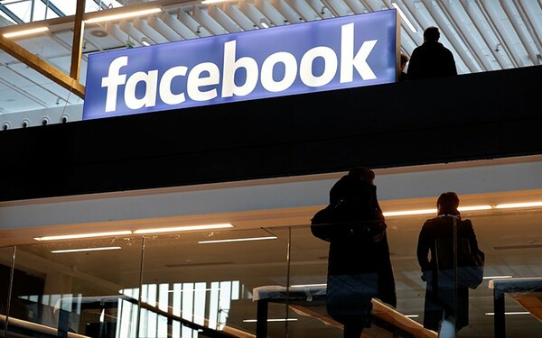 Το Facebook ανακοίνωσε πως θα κάνει το δίκτυο του «εχθρικό» για τους τρομοκράτες