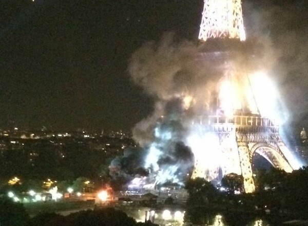 Συναγερμός και στο Παρίσι για φωτιά κοντά στον Πύργο του Άιφελ
