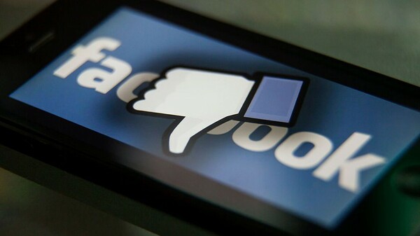 Facebook: Επιβεβαιώνει ότι δοκιμάζει ένα αλλιώτικο «Dislike» κουμπί