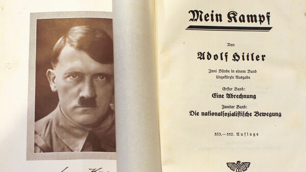 Τα κέρδη από τις πωλήσεις του “Mein Kampf” στις ΗΠΑ θα δωρίζονται σε επιζώντες του Ολοκαυτώματος