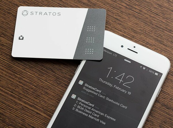 Stratos: αυτή είναι η hi-tech πιστωτική κάρτα του μέλλοντος