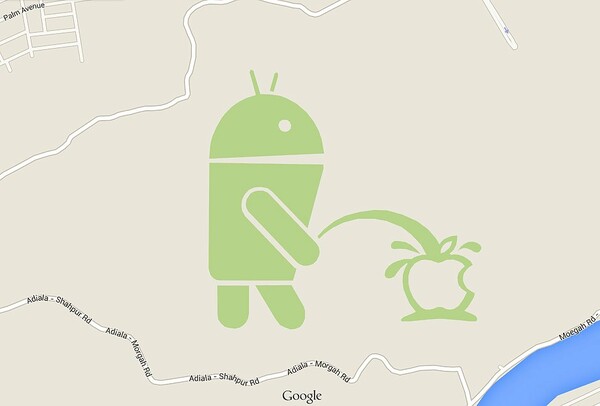 To λογότυπο του Android ουρεί στο λογότυπο της Apple στο Google Maps