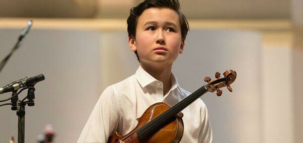 Ένας βιολιστής 15 ετών μόλις υπέγραψε με την Deutsche Grammophon