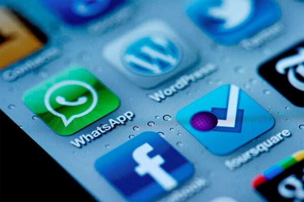 Ο 'μνηστήρας' του WhatsApp και άλλες λεπτομέρειες για το deal της χιλιετίας