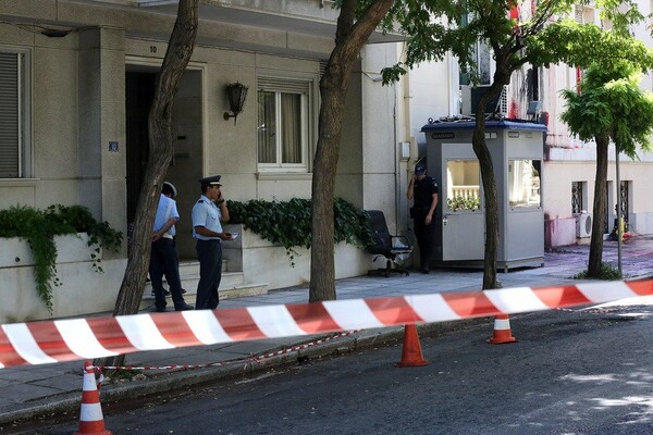Η Τουρκία θα διεκδικήσει αποζημίωση από την Ελλάδα για την επίθεση του Ρουβίκωνα στην πρεσβεία της