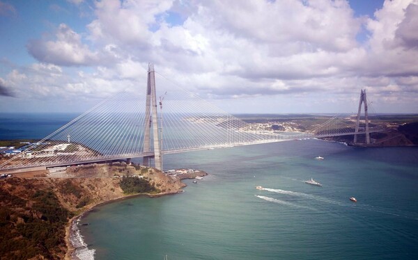 Εγκαινιάστηκε η τρίτη γέφυρα του Βοσπόρου στην Κωνσταντινούπολη
