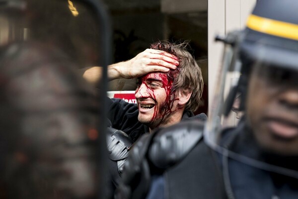 Παρίσι: Συγκρούσεις, συλλήψεις και τραυματίες στις διαδηλώσεις κατά της μεταρρύθμισης της αγοράς εργασίας