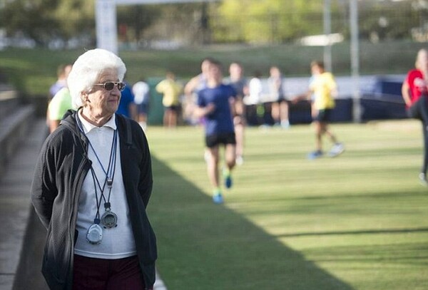 Ρίο: Μια 74χρονη γιαγιά είναι η προπονήτρια του «χρυσού» Νίκερκ