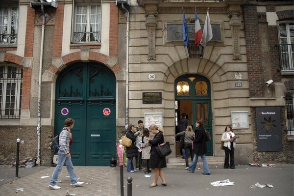 Σε "φρούρια" μετατρέπονται τα σχολεία της Γαλλίας- Ενισχύονται τα μέτρα ασφαλείας ενόψει της νέας σχολικής χρονιάς