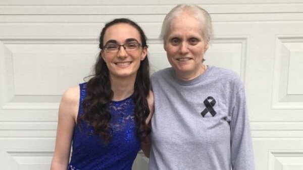 Πριν πεθάνει, νικημένη από τον καρκίνο, αυτή η μητέρα άφησε στην κόρη της όλα τα μαθήματα του κόσμου σε ένα υπέροχο γράμμα