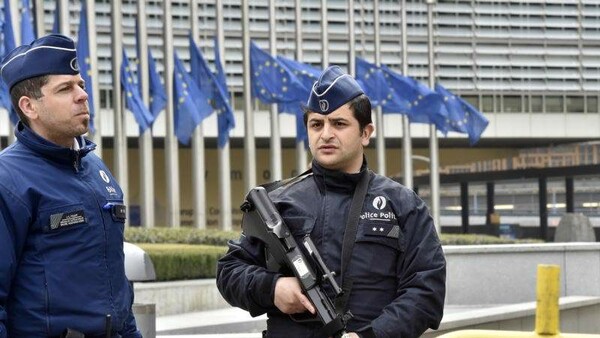 Βέλγιο: Για απόπειρα δολοφονίας στο πλαίσιο τρομοκρατικής επίθεσης κατηγορείται 33χρονος