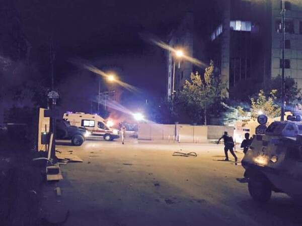 Toυρκία: Τρεις νεκροί και 40 τραυματίες από βομβιστική επίθεση