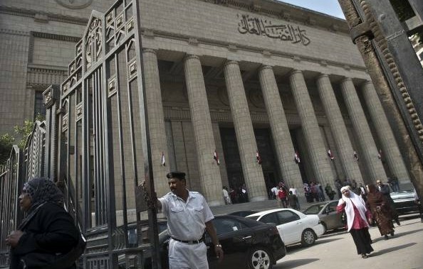 Αίγυπτος: Δικαστήριο καταδίκασε σε θάνατο επτά άντρες για τη δολοφονία αξιωματικού της αστυνομίας