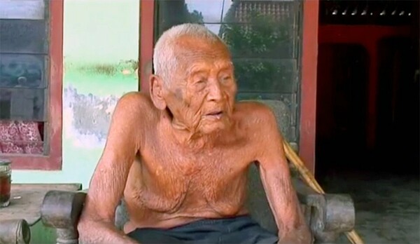 Ο γηραιότερος άνθρωπος του κόσμου «με ηλικία 145 ετών» δηλώνει πως θέλει απλώς να πεθάνει