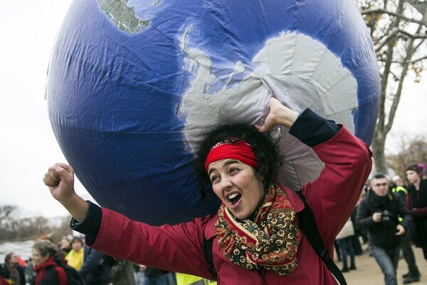 Δεκάδες πολυεθνικές υπογράφουν επιστολή προς τον Ντόναλντ Τραμπ για να τηρήσει τη συμφωνία για το κλίμα