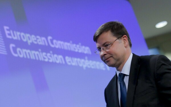 Ντομπρόβσκις: Σημαντική πρόοδος αλλά αβέβαιο αν θα κλείσει η αξιολόγηση μέχρι το Eurogroup