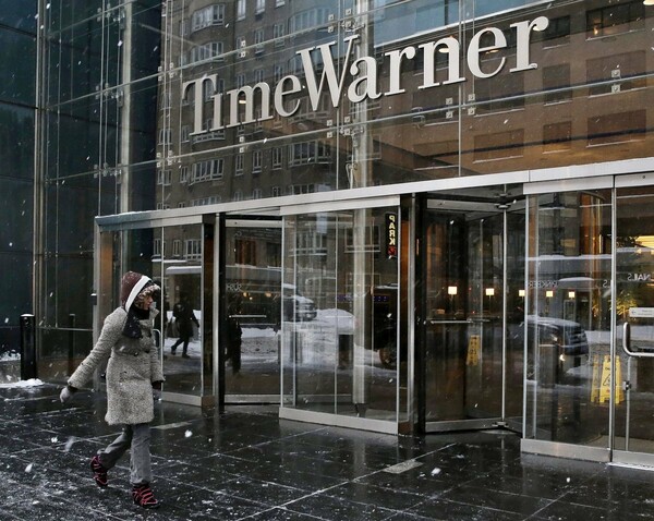 H AT&T εξαγοράζει την Time Warner (ιδιοκτήτη των HBO και CNN) για 85 δισ.