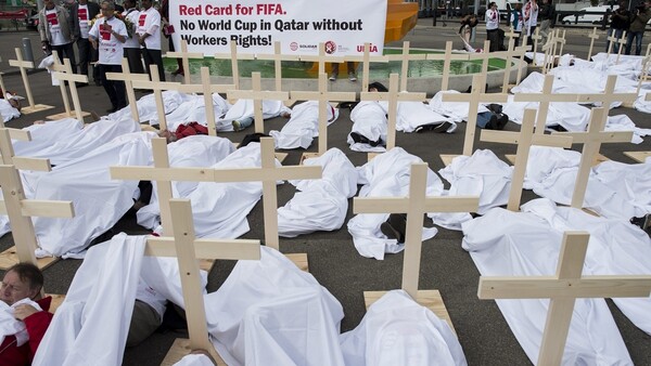 Απάνθρωπες συνθήκες στα έργα υποδομής στο Κατάρ για το Μουντιάλ του 2022- Κι άλλος εργάτης νεκρός σε εργοτάξιο