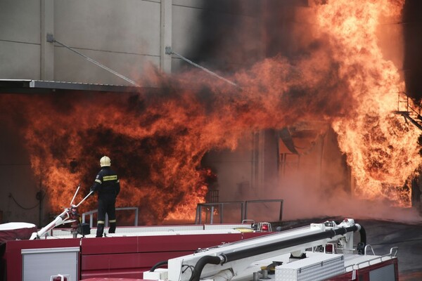 12 εκατ. ευρώ αποζημίωση σε εταιρεία για πυρκαγιά στις εγκαταστάσεις της στον Ασπρόπυργο