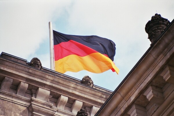 Οι Γερμανοί δημόσιοι υπάλληλοι γίνονται ολένα και πιο διεφθαρμένοι