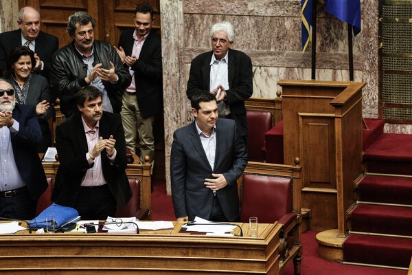 Υπερψηφίστηκε το βοήθημα Τσίπρα στους συνταξιούχους -196 «ναι» από ΣΥΡΙΖΑ, ANEΛ, ΚΚΕ, ΧΑ και ΠΑΣΟΚ