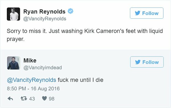 Πρόστυχοι και kinky θαυμαστές προκαλούν τον Ryan Reynolds - και εκείνος απλά απαντά υπέροχα