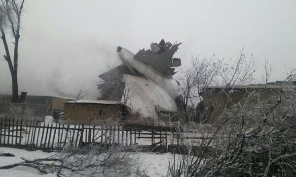 Κιργιστάν: Συνετρίβη αεροσκάφος πάνω σε σπίτια-Πάνω από 30 οι νεκροί