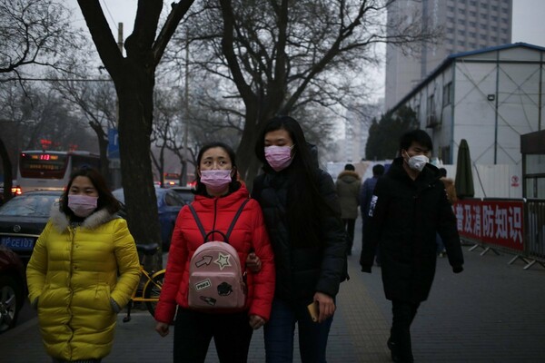 H Κίνα μέσα στο νέφος: Η χώρα ανανέωσε τον ανώτατο συναγερμό για νέφος και ομίχλη