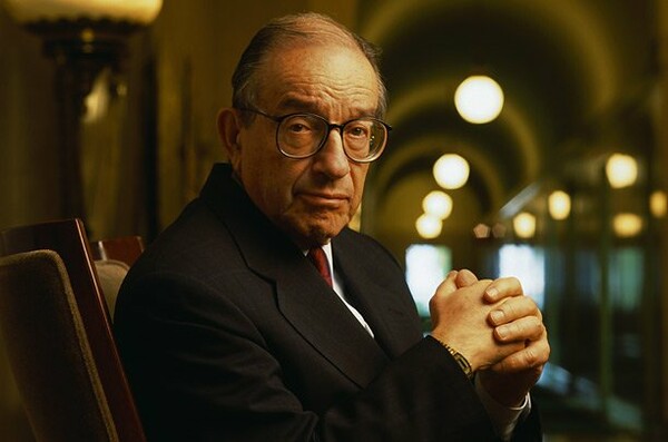 Alan Greenspan: «Η ευρωζώνη δεν λειτουργεί»