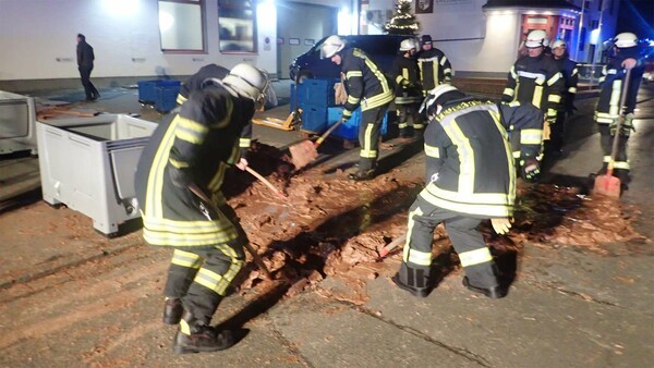 Ένας τόνος σοκολάτας πλημμύρισε δρόμο σε πόλη της Γερμανίας