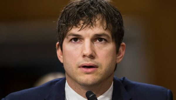H συγκινητική και παθιασμένη ομιλία του Ashton Kutcher στο Κογκρέσο για την καταπολέμηση του trafficking