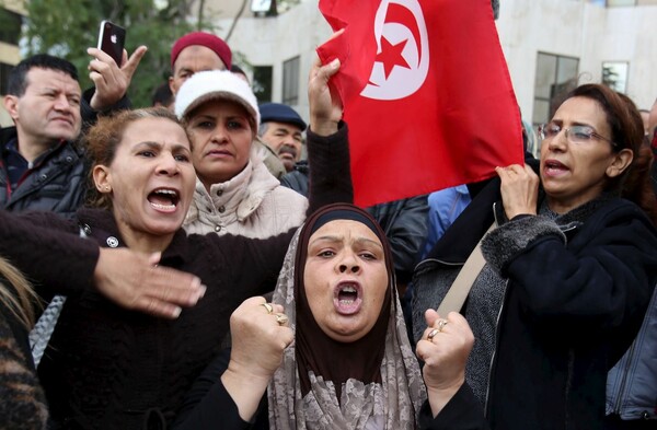 Τυνησία: Διαδήλωση κατά ενδεχόμενης επιστροφής τζιχαντιστών στη χώρα